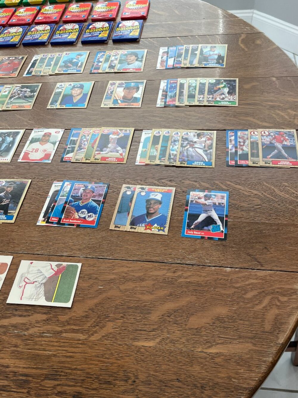 Baseball Cards - Picture 5 of 8